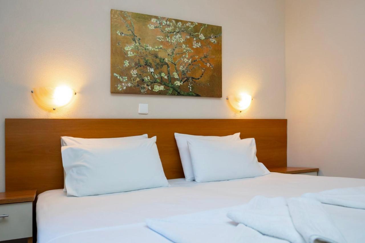 Dimitria Hotel *